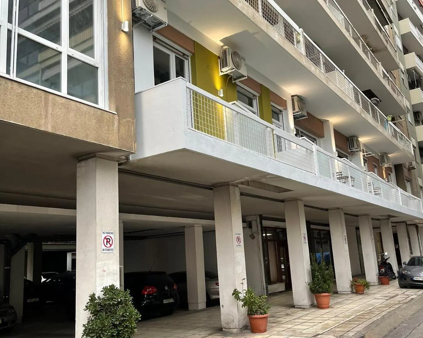 Pansea 10 Exclusive Suites Thessaloniki Apartment